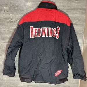 Champion Vintage NHL Detroit Red Wings Logo Embroidered Jacket Large Very Warm
